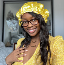 Load image into Gallery viewer, Yellow/Beige Reversible Silky Bonnet
